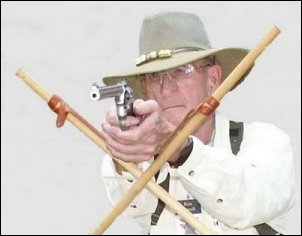 In memoriam - Ken Howell, Editor